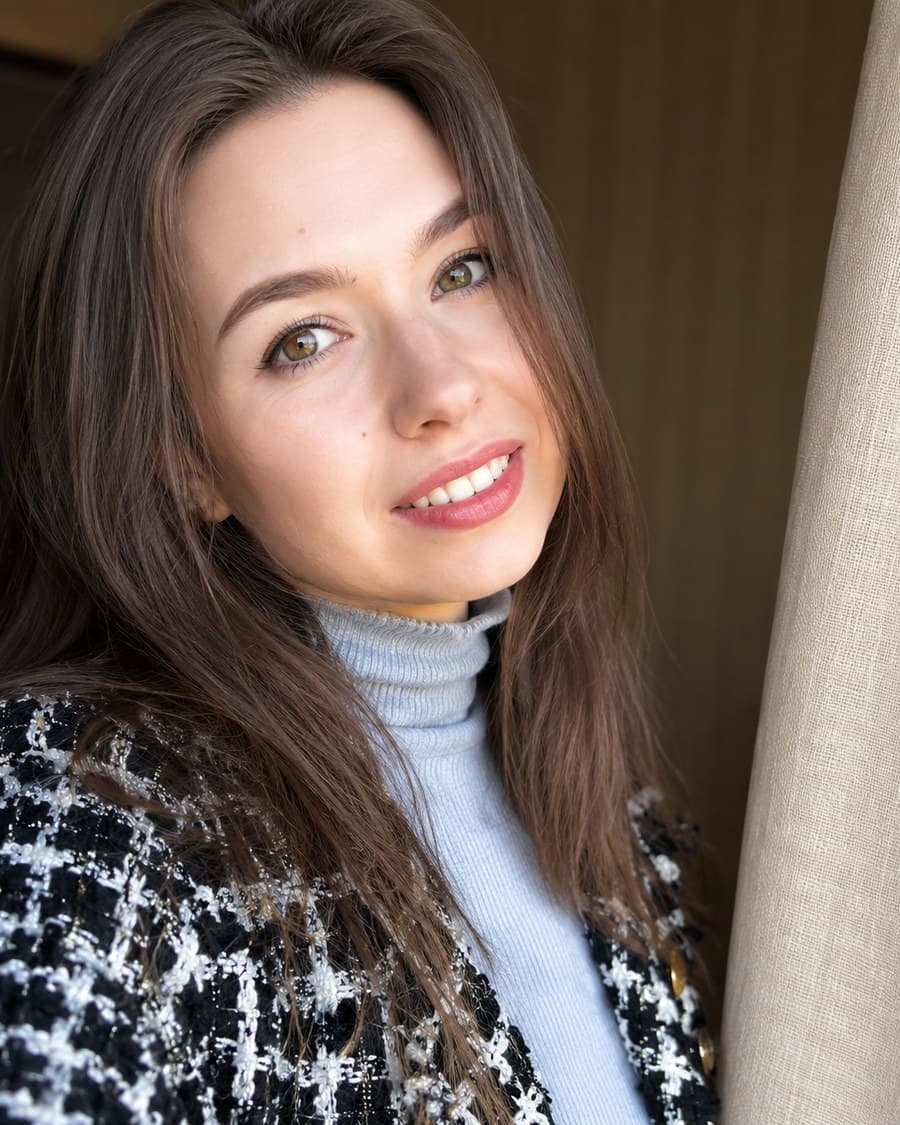 Diana Totok, Graphic Design Associate